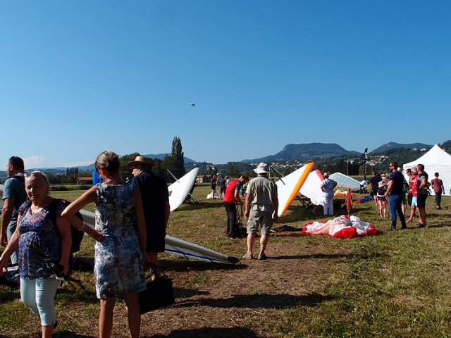 P8314786